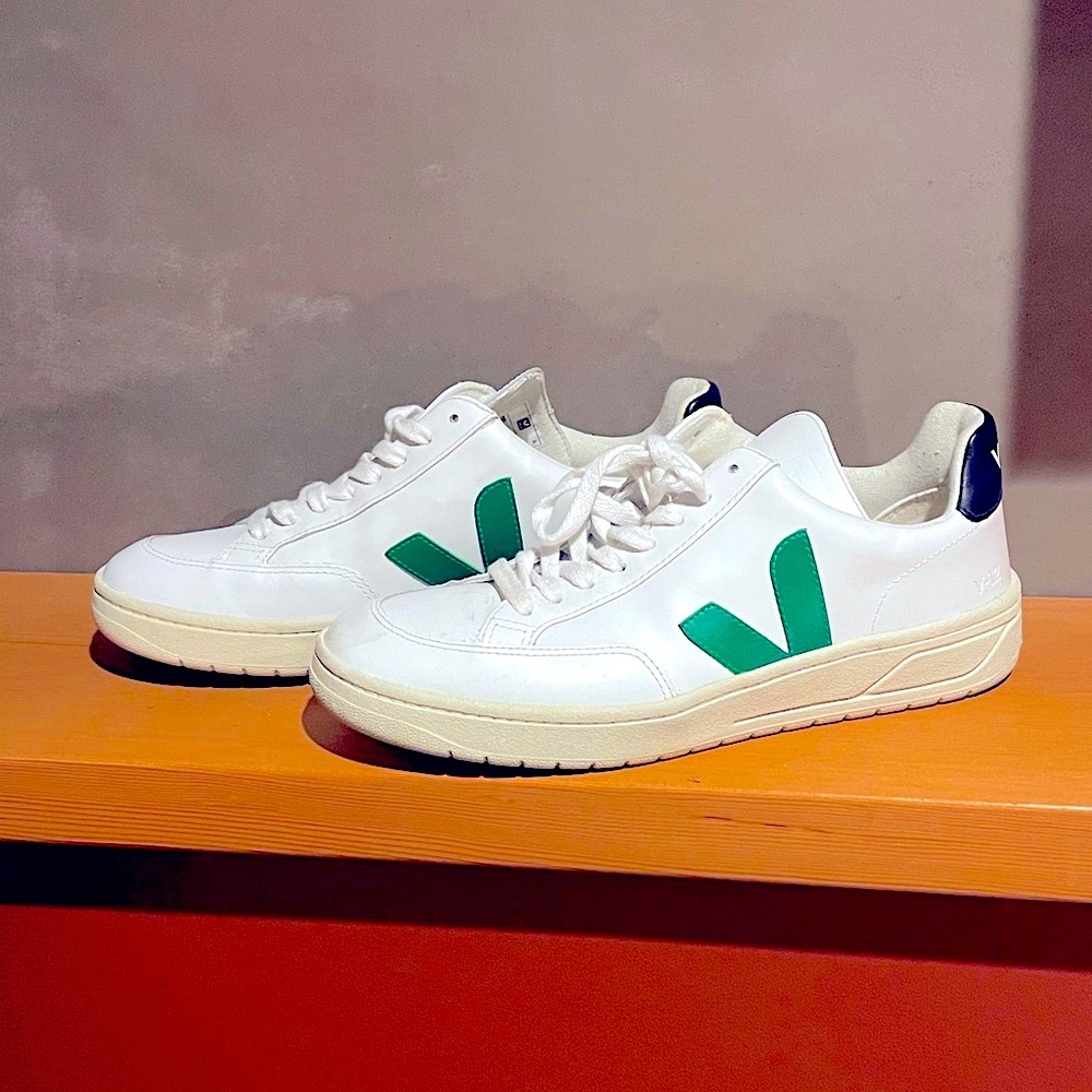 Veja white and green v-12 - women’s 9 - leather
